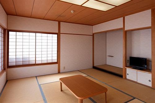 Hotel Glad One Minamiosaka 2*